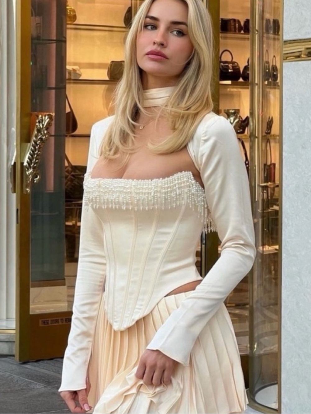 AUBRIE House of CB
Vintage Cream Embellished Satin Corset New NO TAGS